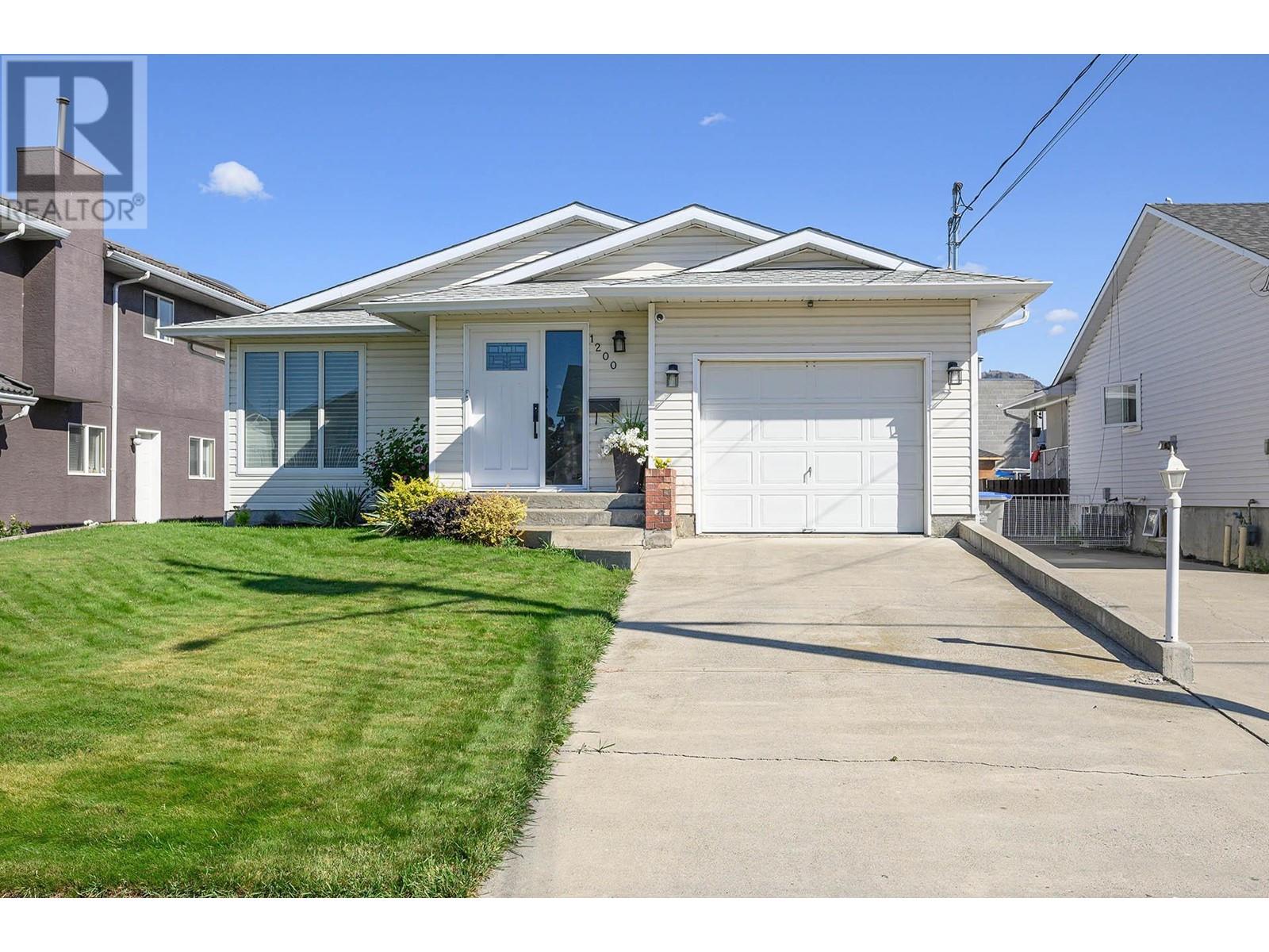 1200 13TH STREET, kamloops, British Columbia