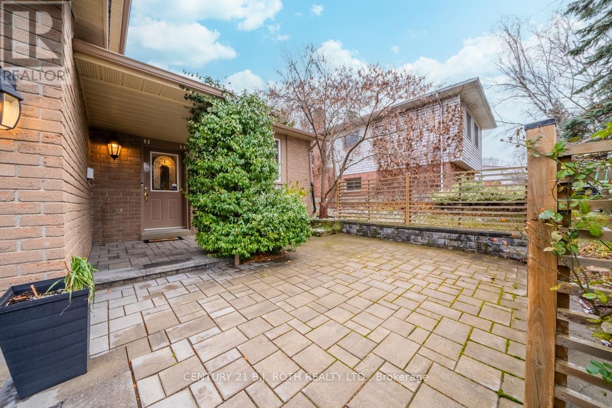 Property at 43 SHOREVIEW DRIVE W image 4
