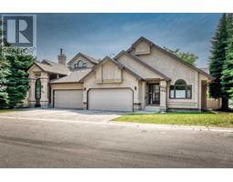 106 Oakbriar Close SW, calgary, Alberta