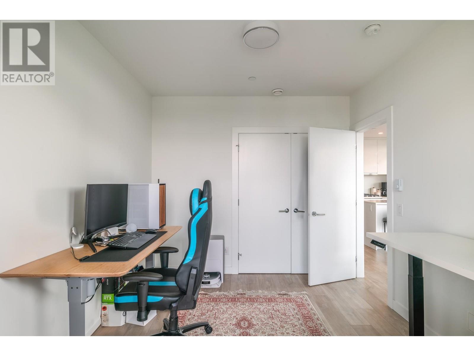 402 657 Whiting Way, Coquitlam, British Columbia  V3J 0J6 - Photo 14 - R2925893