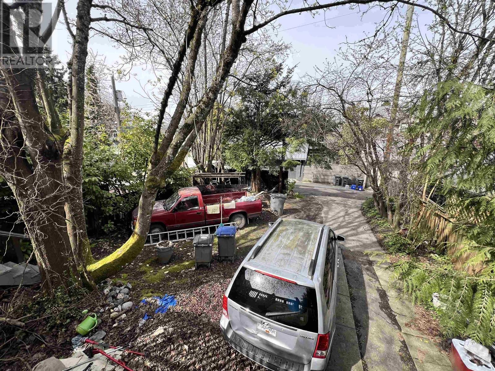 Listing Picture 5 of 5 : 3159 W 14TH AVENUE, Vancouver / 溫哥華 - 魯藝地產 Yvonne Lu Group - MLS Medallion Club Member