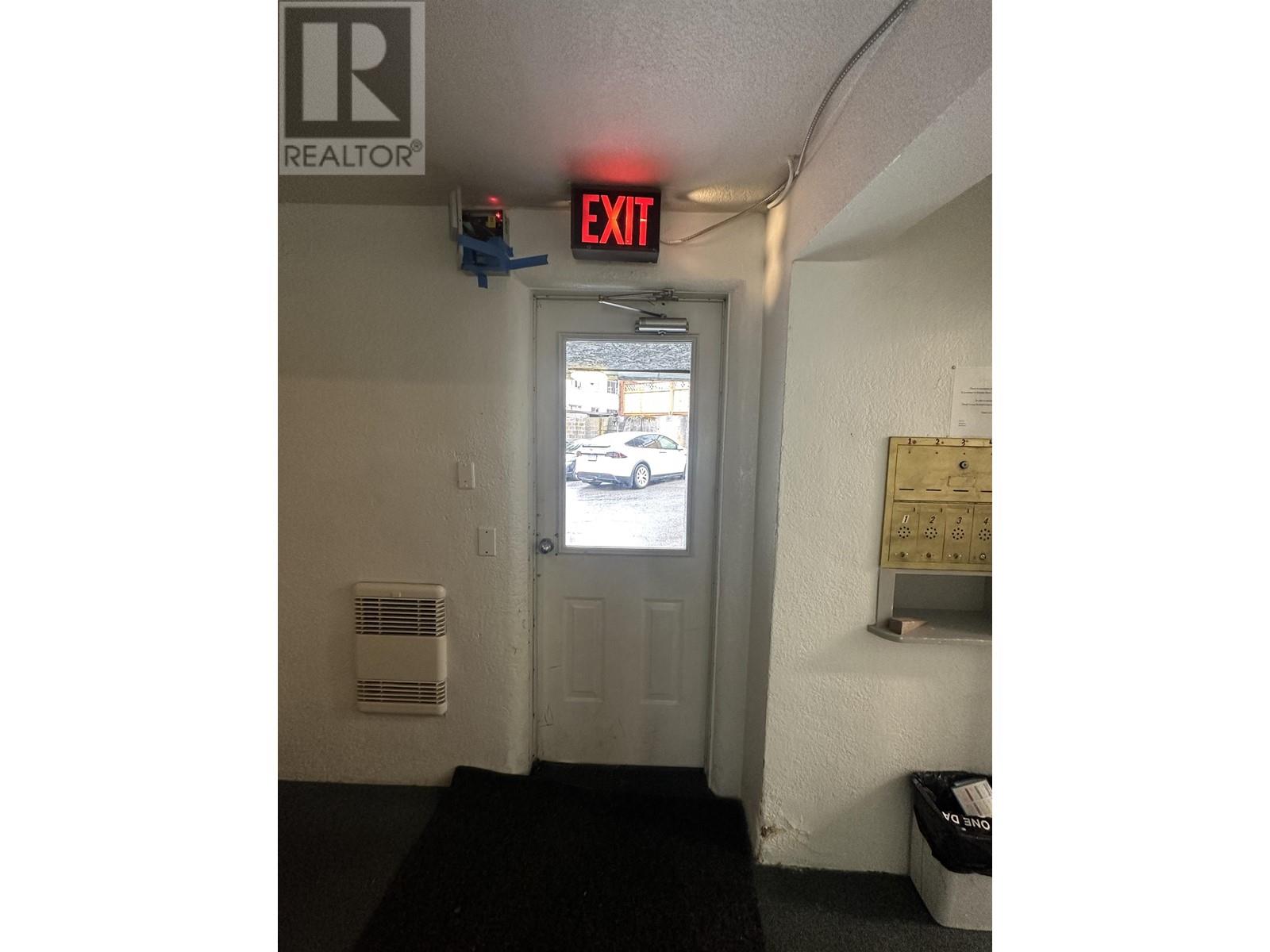 5710 Smith Avenue, Burnaby, British Columbia  V5H 2K9 - Photo 24 - C8063014