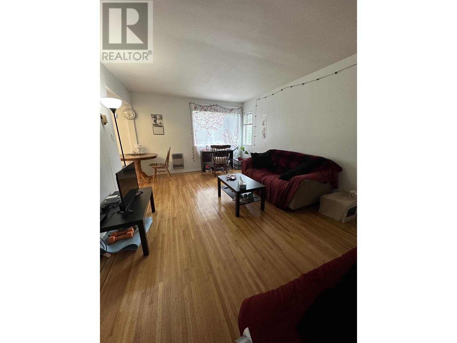 5710 Smith Avenue, Burnaby, British Columbia  V5H 2K9 - Photo 7 - C8063014