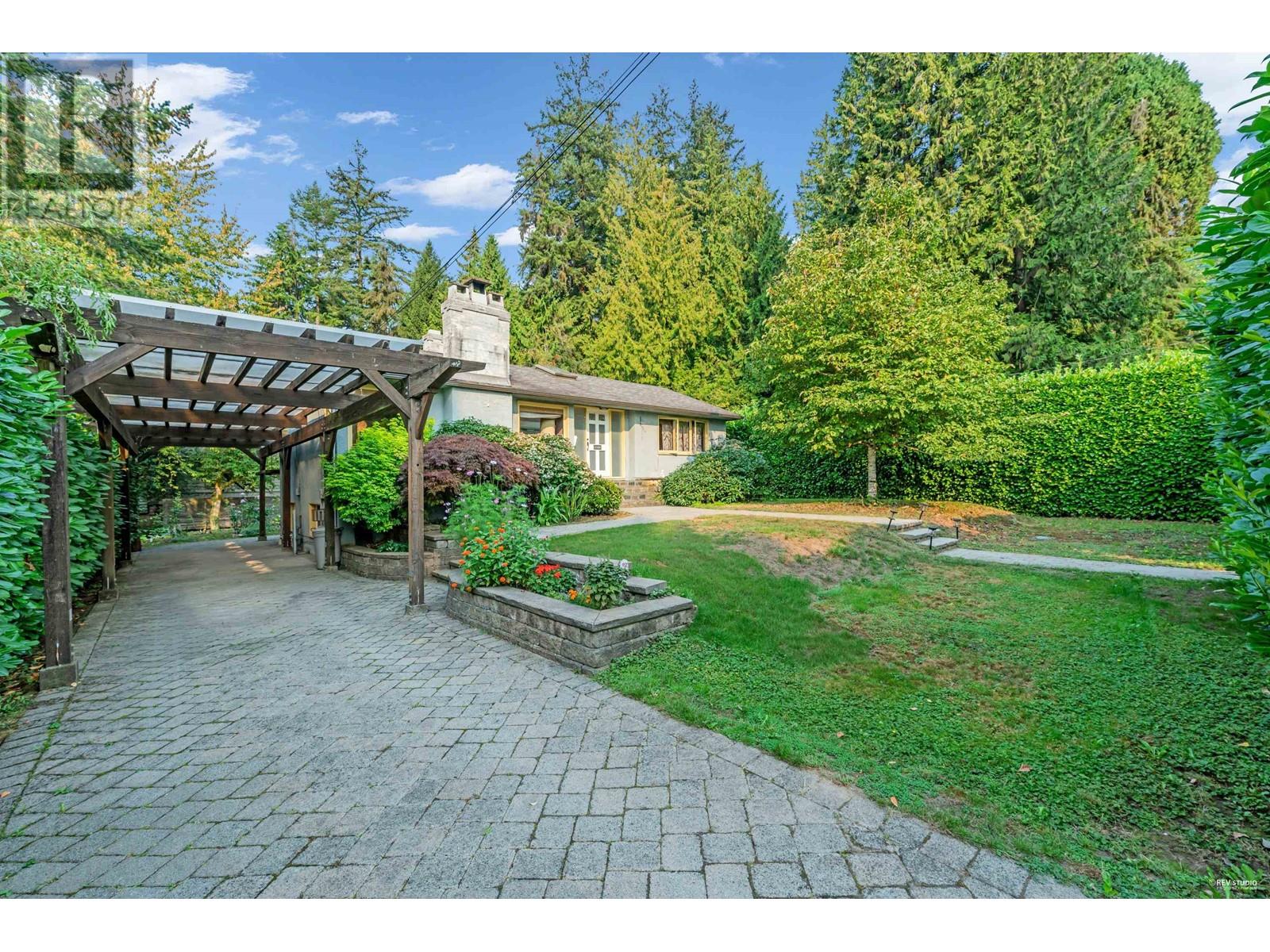 1185 13TH STREET, west vancouver, British Columbia