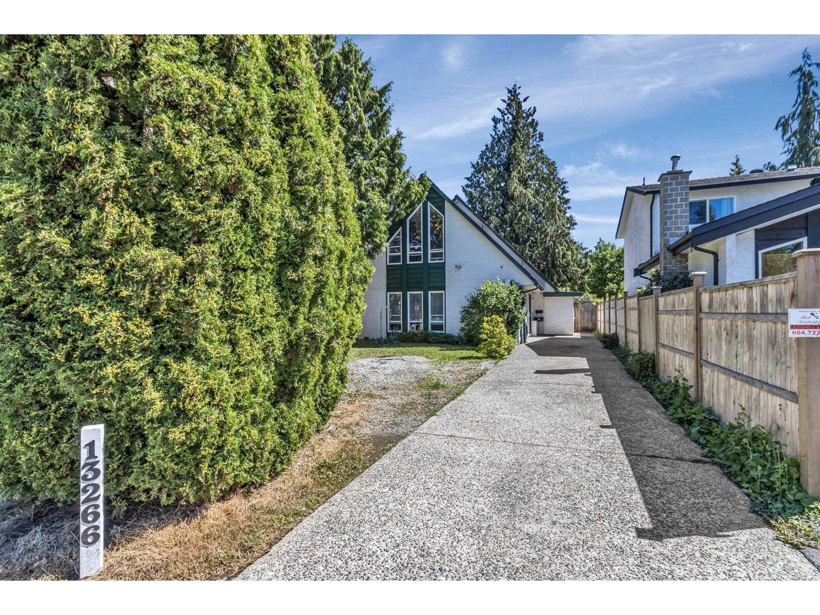 13266 67 Avenue, Surrey, British Columbia  V3W 7J2 - Photo 3 - R2925596