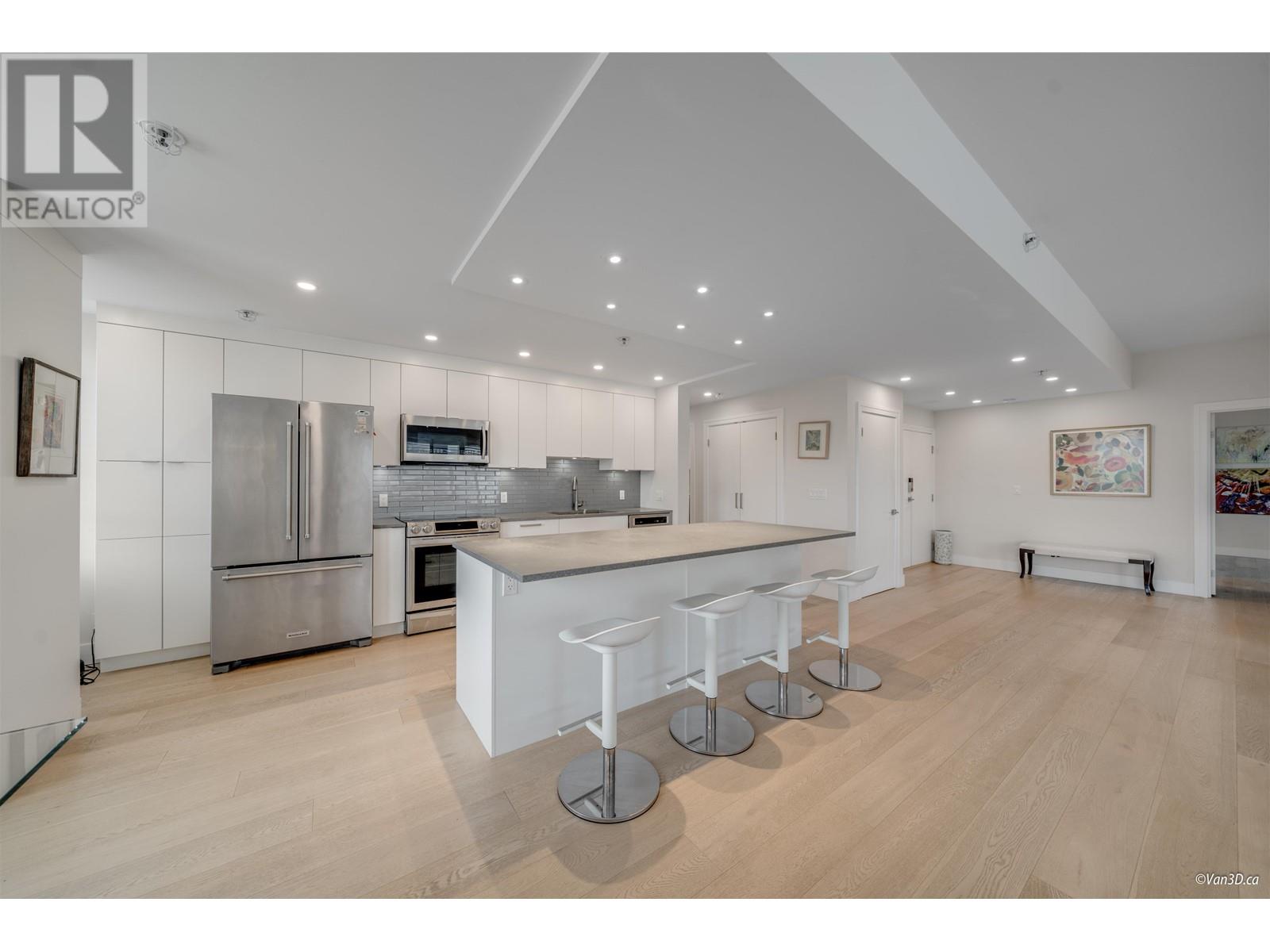 2102 555 Austin Avenue, Coquitlam, British Columbia  V3K 6R8 - Photo 2 - R2925822