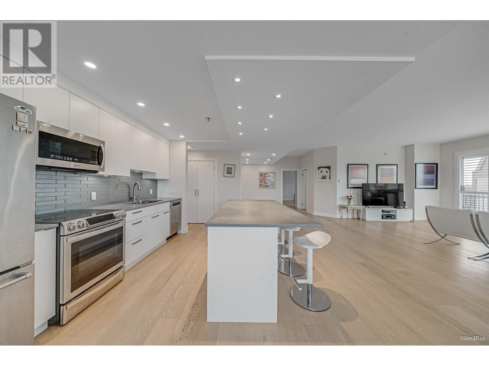 2102 555 Austin Avenue, Coquitlam, British Columbia  V3K 6R8 - Photo 3 - R2925822