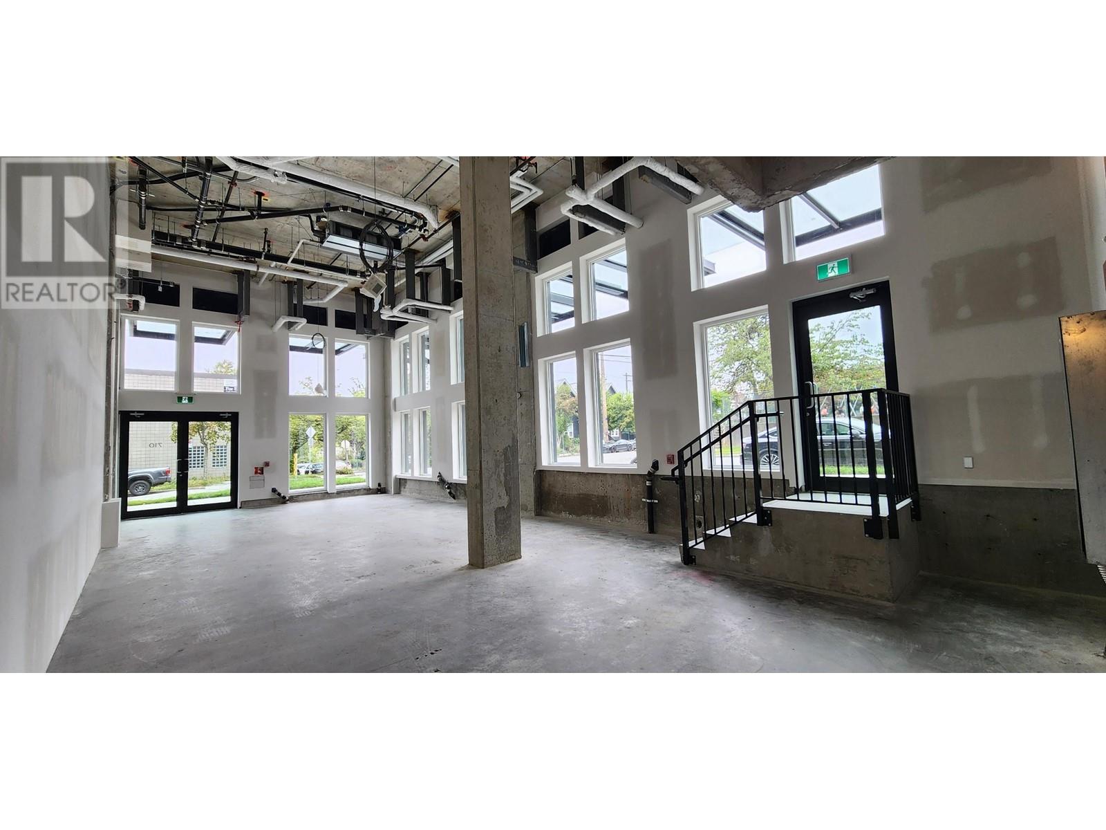 710 Glen Drive, Vancouver, British Columbia  V6A 0K2 - Photo 6 - C8062932