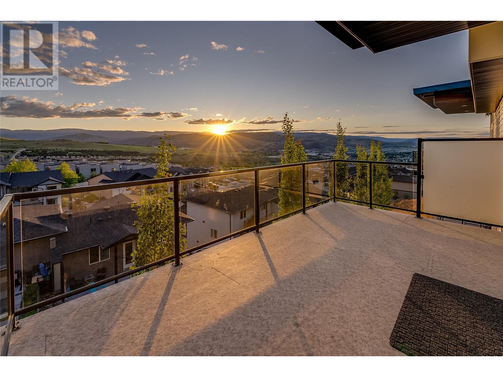 1000 Mt Robson Place Unit# 9 Lot# 15 Vernon