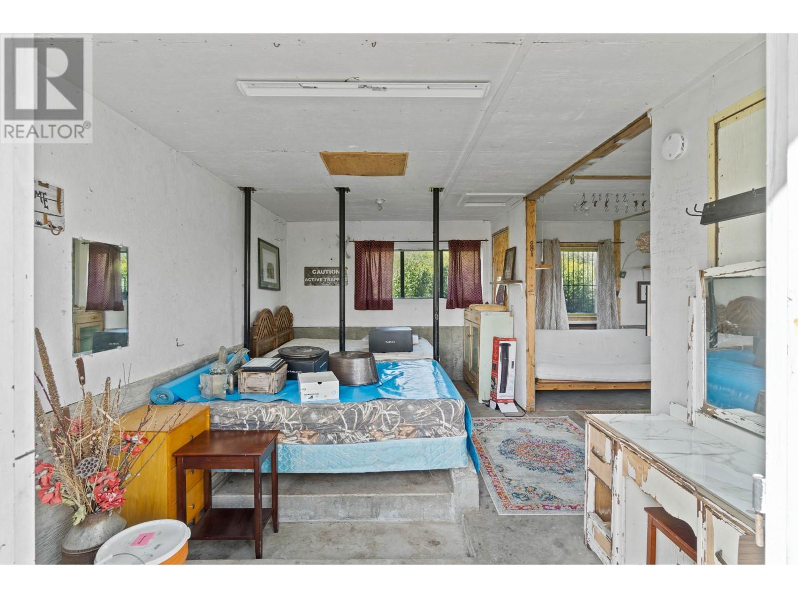 4805 Foley Road, Kamloops, British Columbia  V1S 2B1 - Photo 29 - 180930