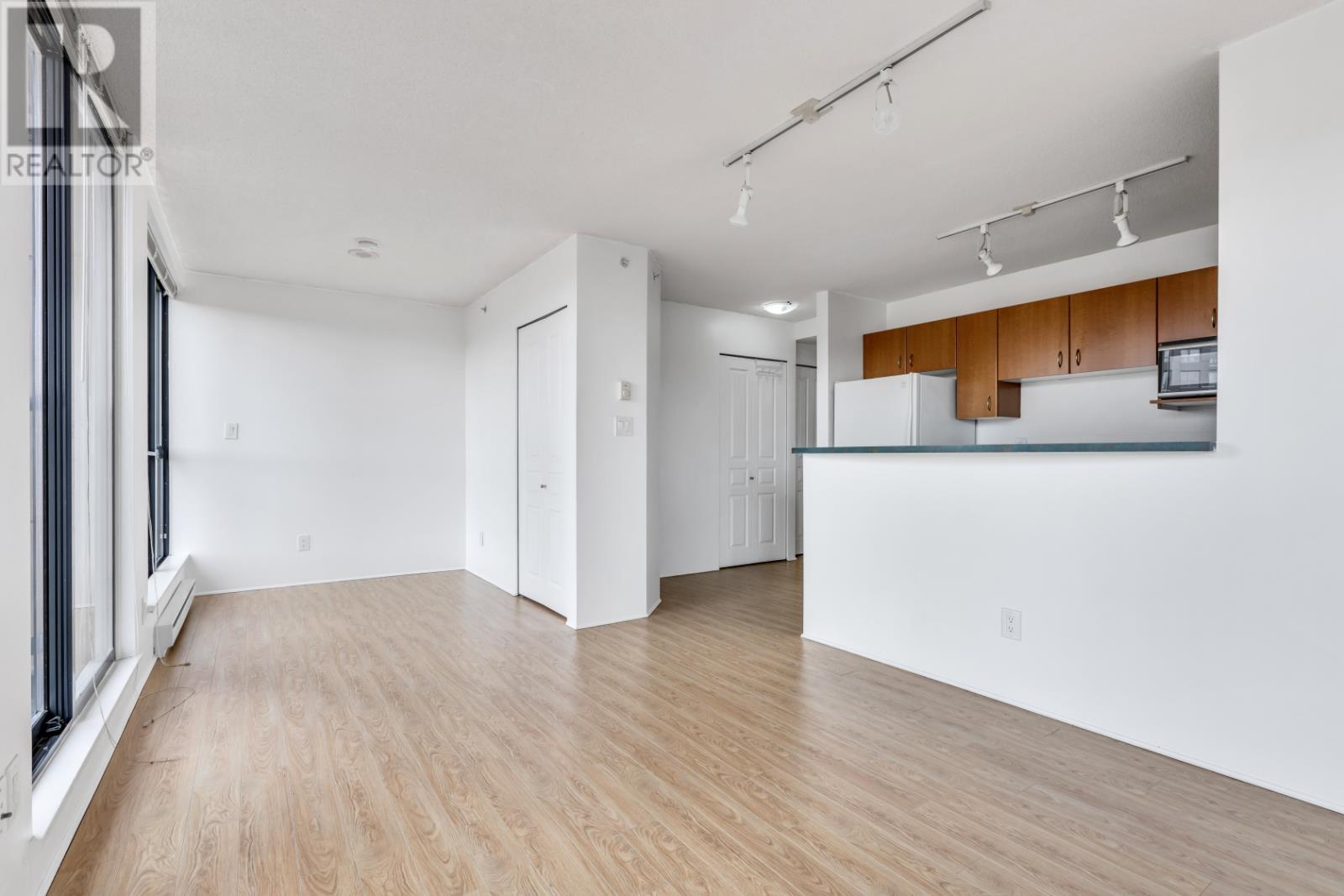 801 5288 Melbourne Street, Vancouver, British Columbia  V5R 6E6 - Photo 7 - R2926099