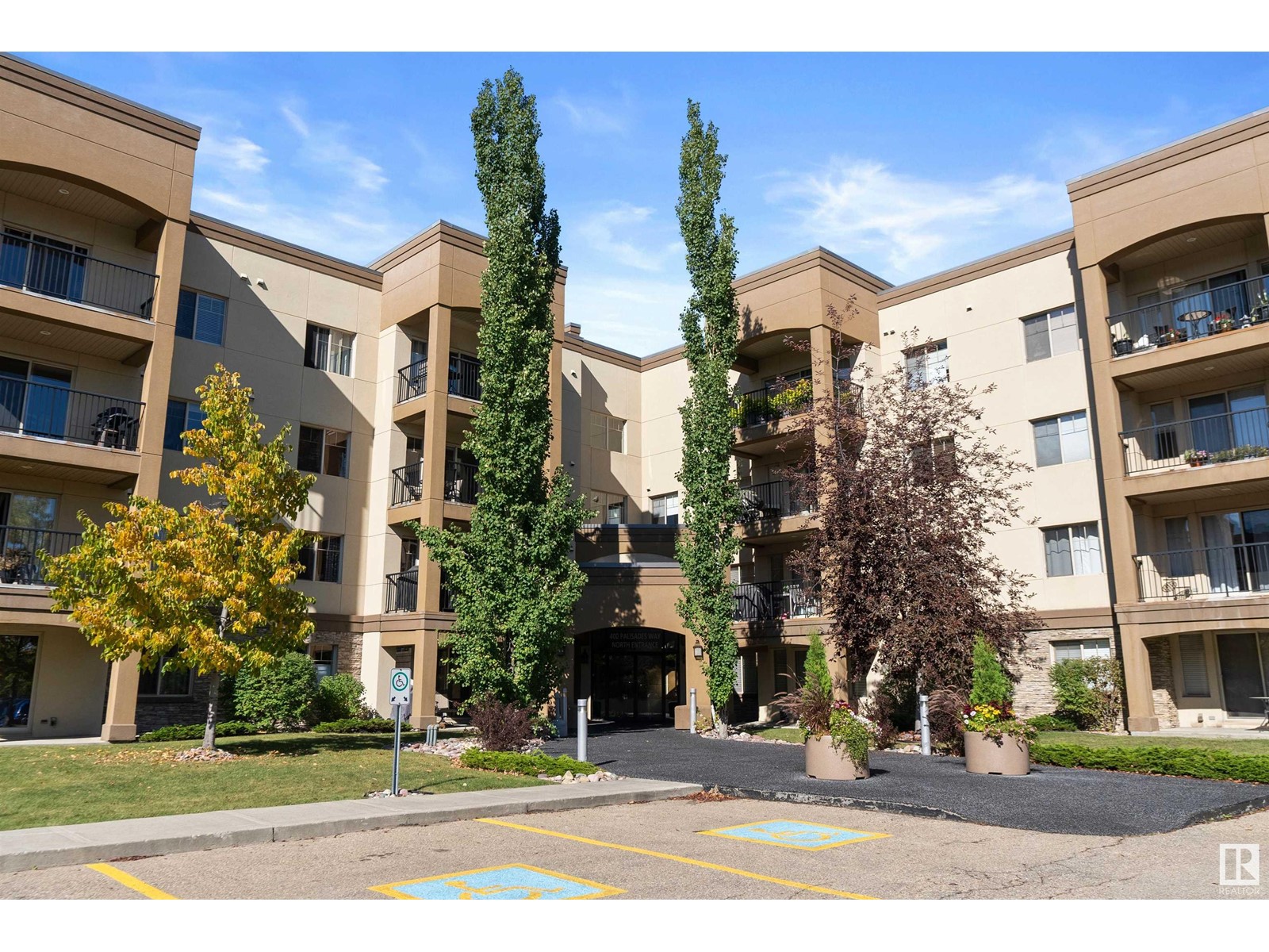 #406 400 PALISADES WY, sherwood park, Alberta