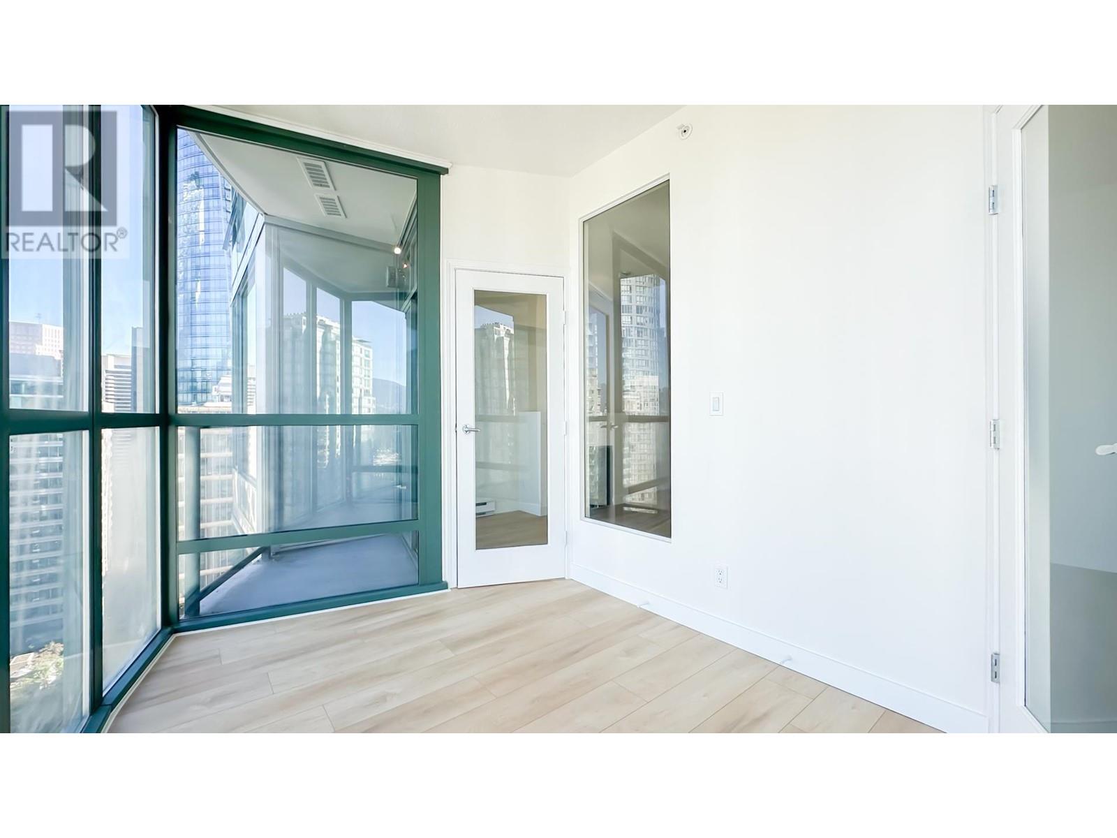 Listing Picture 13 of 24 : 2208 1239 W GEORGIA STREET, Vancouver / 溫哥華 - 魯藝地產 Yvonne Lu Group - MLS Medallion Club Member