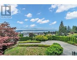 2171 WESTHILL WYND, West Vancouver, British Columbia