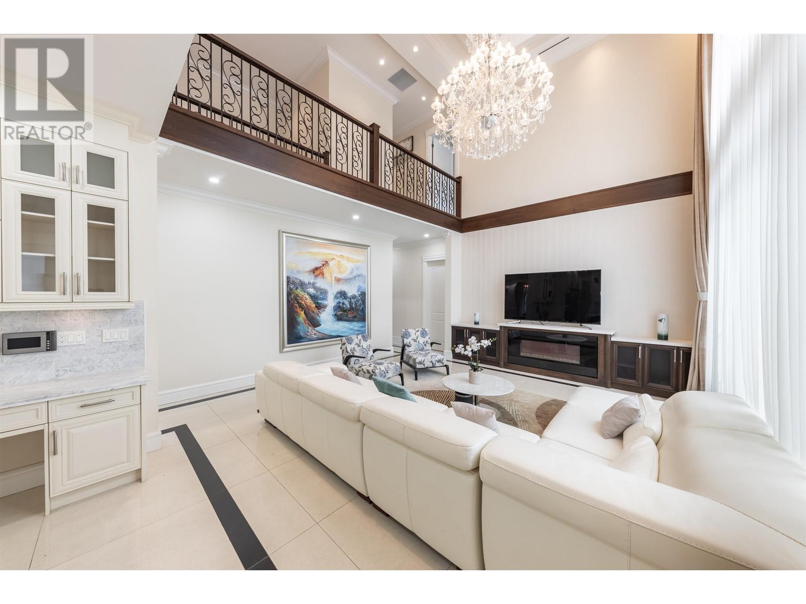 Listing Picture 8 of 39 : 9800 SAUNDERS ROAD, Richmond / 烈治文 - 魯藝地產 Yvonne Lu Group - MLS Medallion Club Member