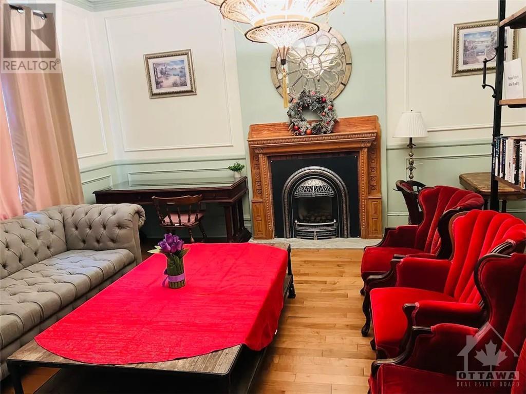 431 Gilmour Street, Ottawa, Ontario  K2P 0R5 - Photo 3 - X9519396