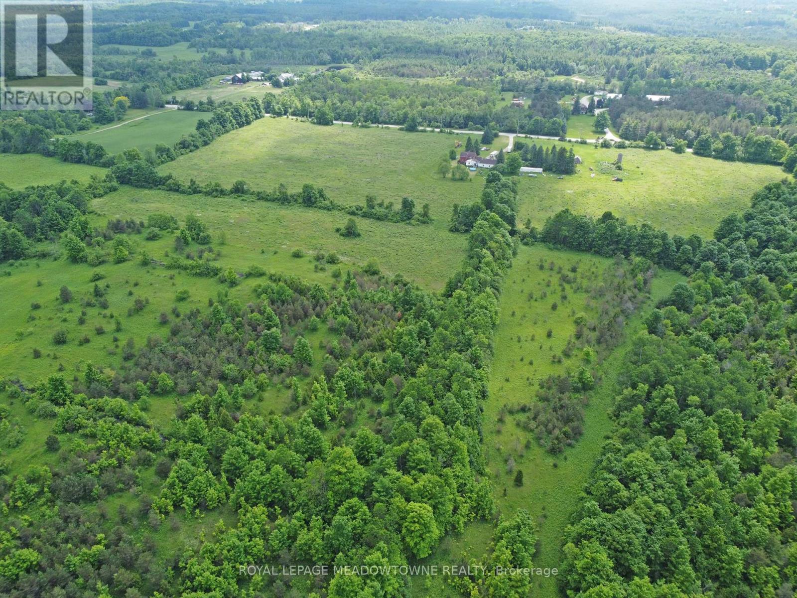 13539 Sixth Line, Milton (Nassagaweya), Ontario  L7J 2L7 - Photo 3 - W8282266