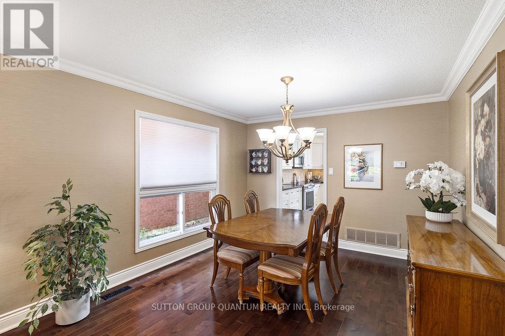 2940 Harvey Crescent, Mississauga (Erin Mills), Ontario  L5L 4V8 - Photo 7 - W9352967