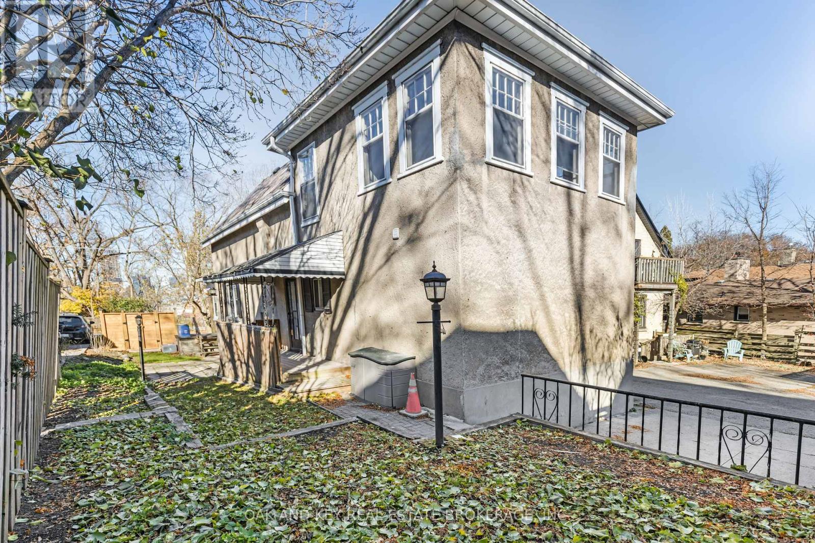 23 Carfrae Street, London, Ontario  N6C 1G1 - Photo 35 - X9353046