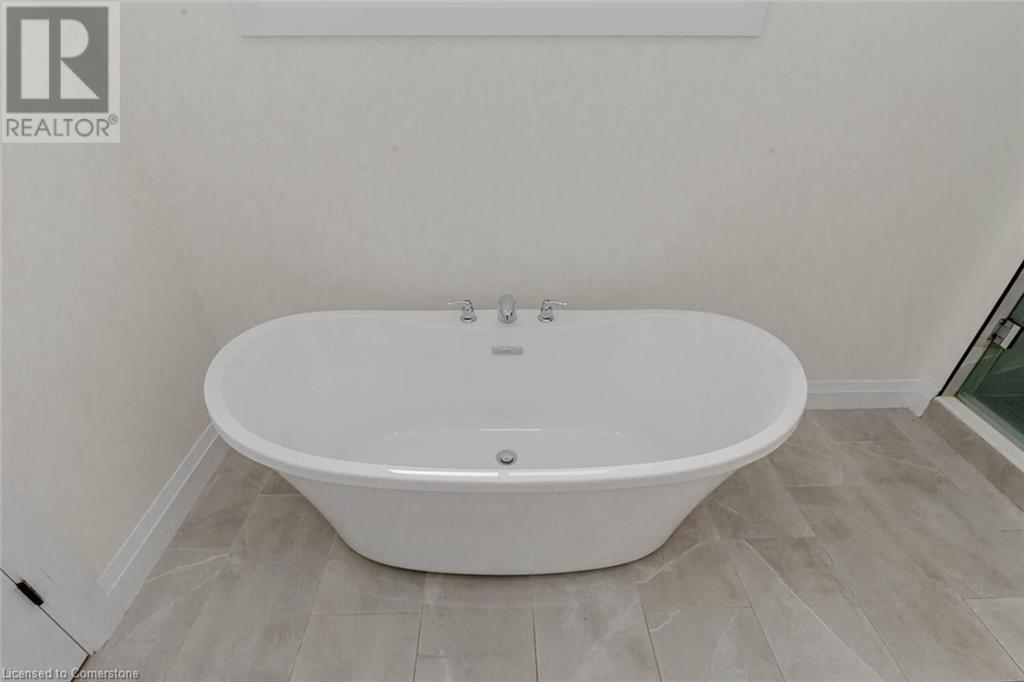 236 Mount Pleasant Street, Brantford, Ontario  N3T 1V1 - Photo 31 - 40648124