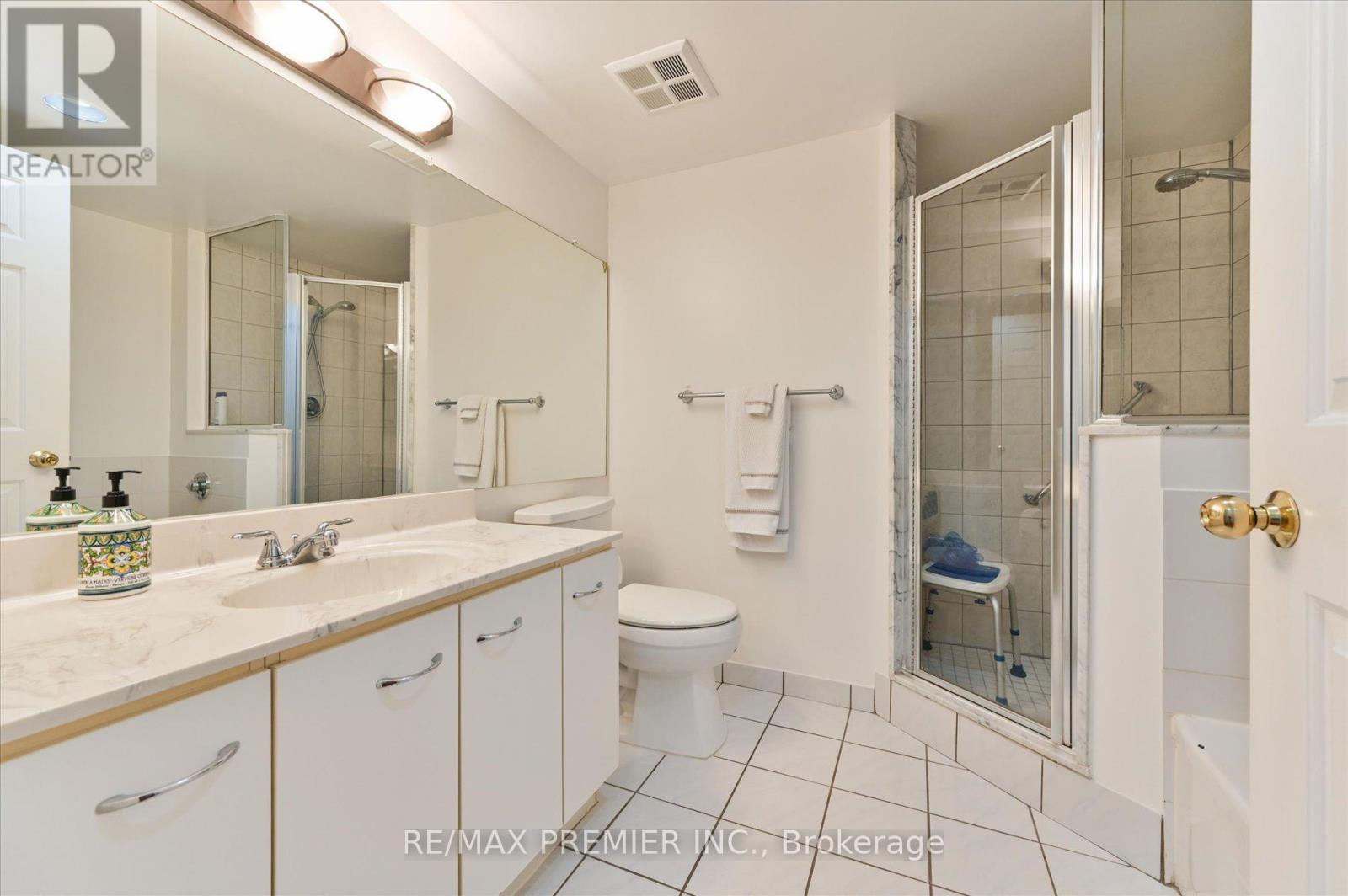 1711 - 268 Ridley Boulevard, Toronto, Ontario  M5M 4N3 - Photo 18 - C9353255