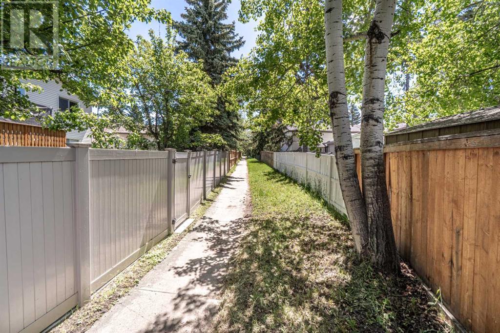 427 Brookpark Drive Sw, Calgary, Alberta  T2W 2W8 - Photo 33 - A2142961