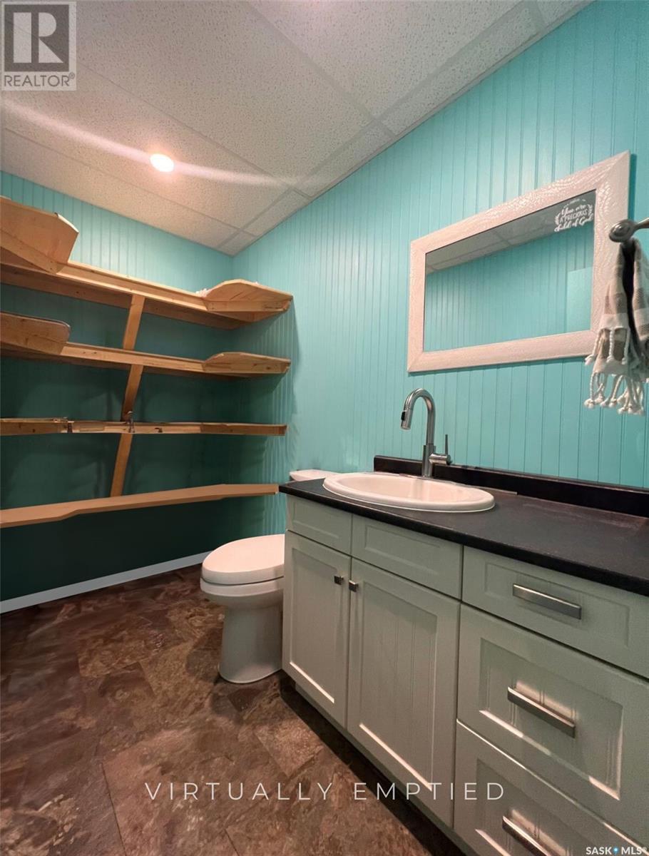 147 Central Avenue N, Swift Current, Saskatchewan  S9H 0K9 - Photo 15 - SK983647