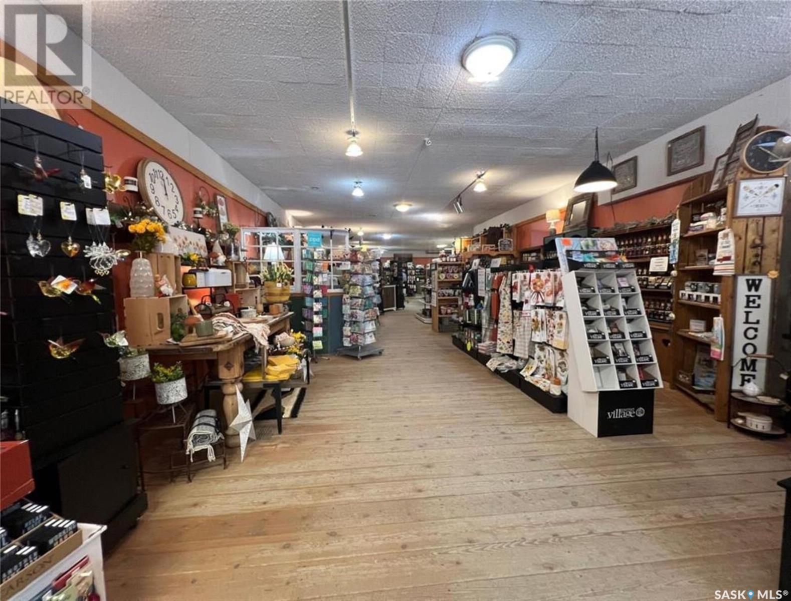 147 Central Avenue N, Swift Current, Saskatchewan  S9H 0K9 - Photo 10 - SK983647