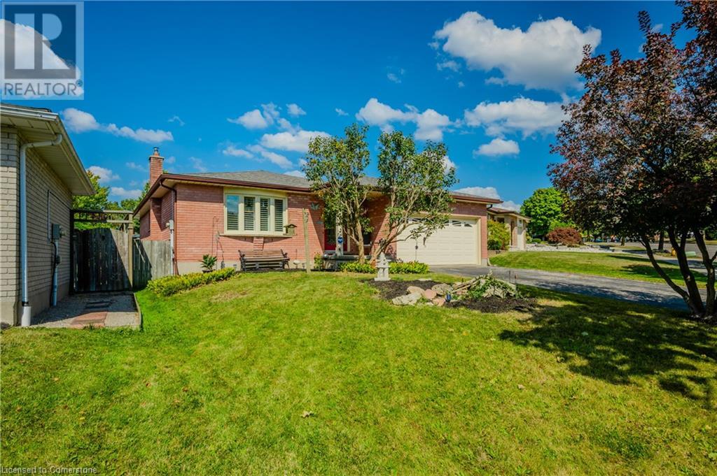 79 Erinbrook Drive, Kitchener, Ontario  N2E 2Z8 - Photo 2 - 40636254