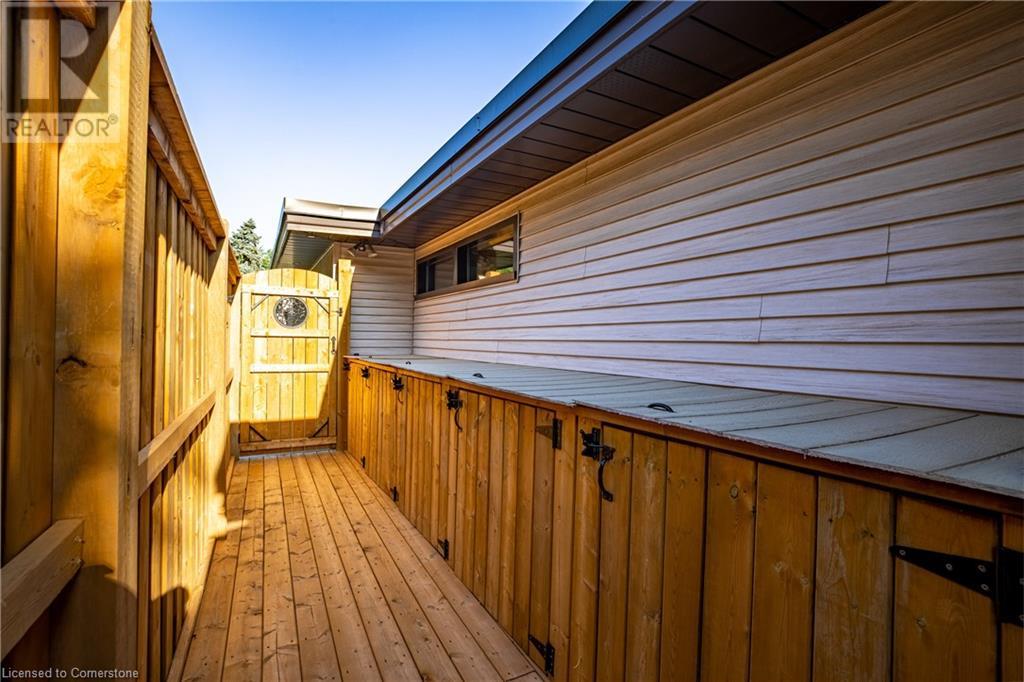 93 Riverview Boulevard, St. Catharines, Ontario  L2T 3M3 - Photo 35 - XH4207000