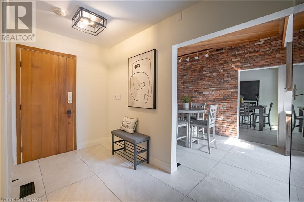 Property at 93 RIVERVIEW Boulevard image 4