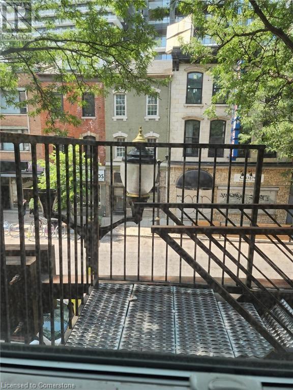 26 John Street N, Hamilton, Ontario  L8R 1G9 - Photo 3 - XH4206997