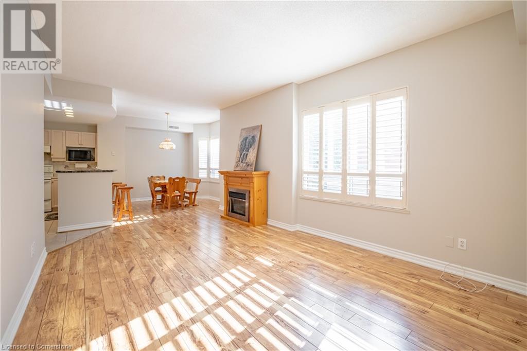 5188 Lakeshore Road Unit# 102, Burlington, Ontario  L7L 6P4 - Photo 23 - XH4206984