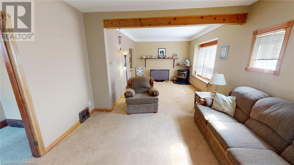 34 Albert Street, St. Catharines, Ontario  L2R 2G7 - Photo 5 - XH4206971