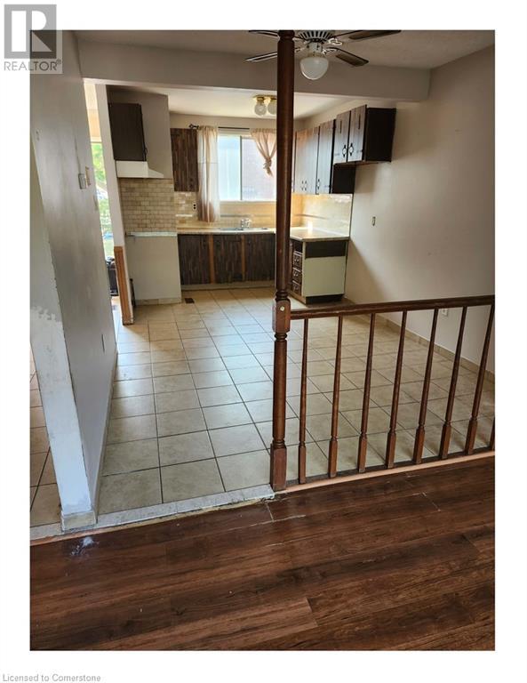 120 Quigley Road Unit# 19, Hamilton, Ontario L8K 6L4 - Photo 2 - XH4206958