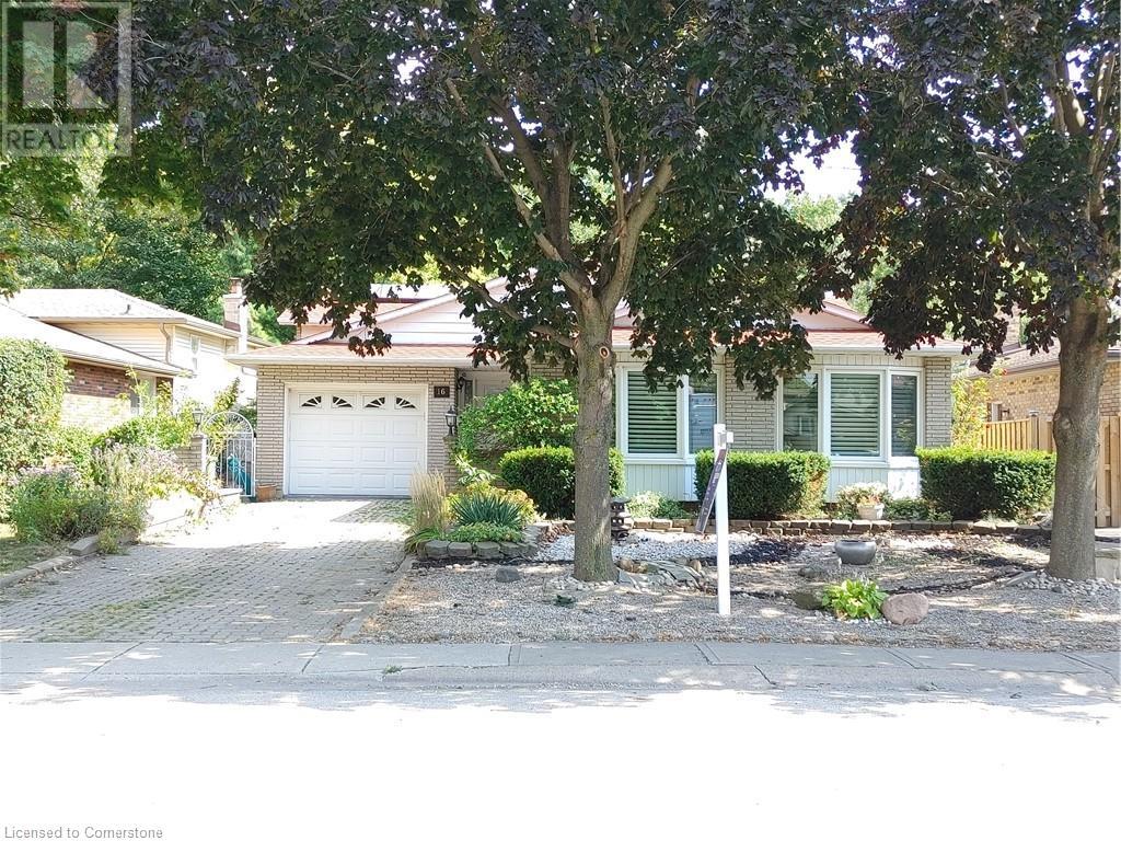 16 FLAMINGO Drive, hamilton, Ontario