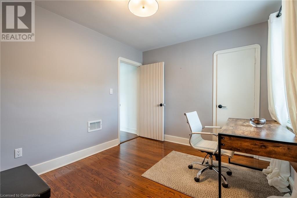 60 Inverness Avenue W, Hamilton, Ontario  L9C 1A4 - Photo 30 - XH4205282