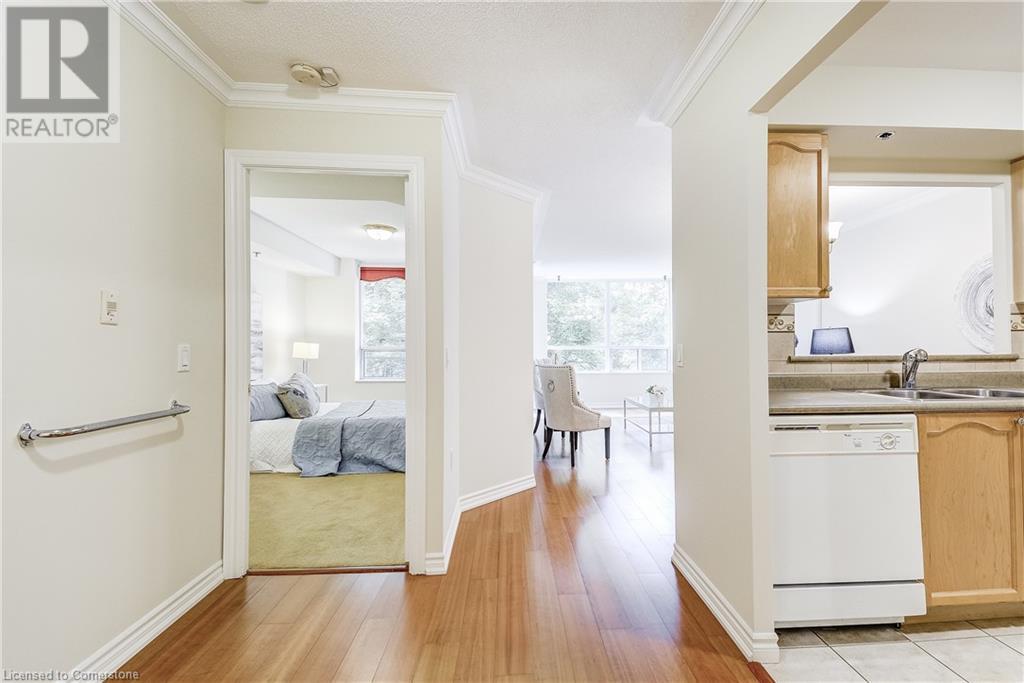 100 Burloak Drive Unit# 1308, Burlington, Ontario  L7L 6P6 - Photo 7 - XH4205465