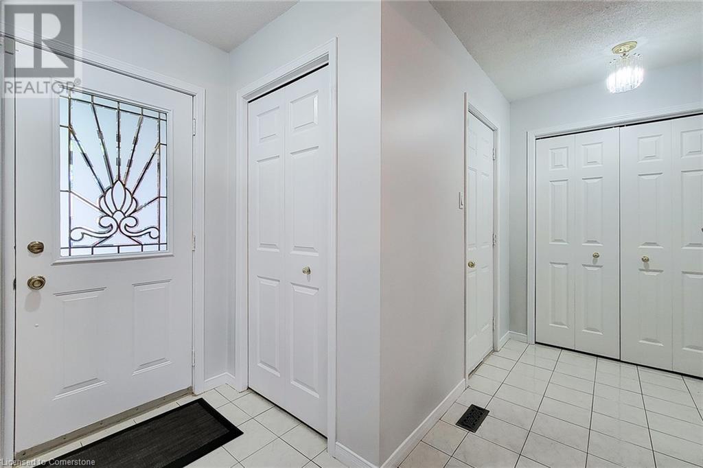 251 Alderlea Avenue, Hamilton, Ontario L0R 1W0 - Photo 5 - XH4205773