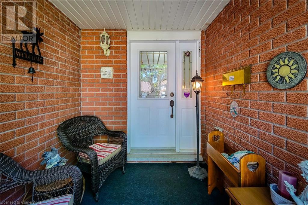 251 Alderlea Avenue, Hamilton, Ontario L0R 1W0 - Photo 3 - XH4205773