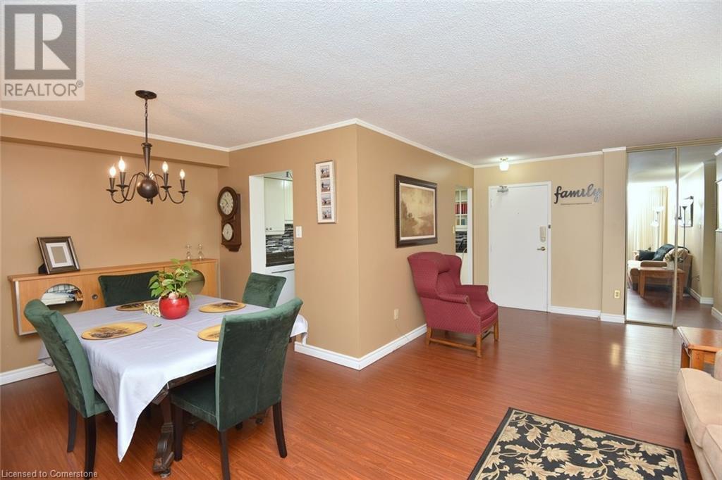 1968 Main Street W Unit# 101, Hamilton, Ontario  L8S 1J7 - Photo 9 - XH4206097