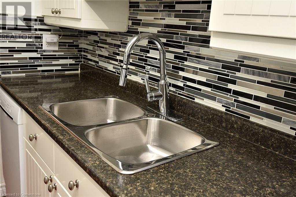 1968 Main Street W Unit# 101, Hamilton, Ontario  L8S 1J7 - Photo 15 - XH4206097