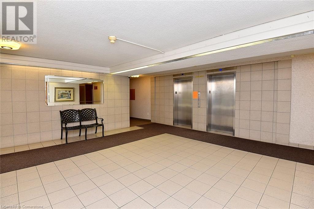 1968 Main Street W Unit# 101, Hamilton, Ontario  L8S 1J7 - Photo 32 - XH4206097