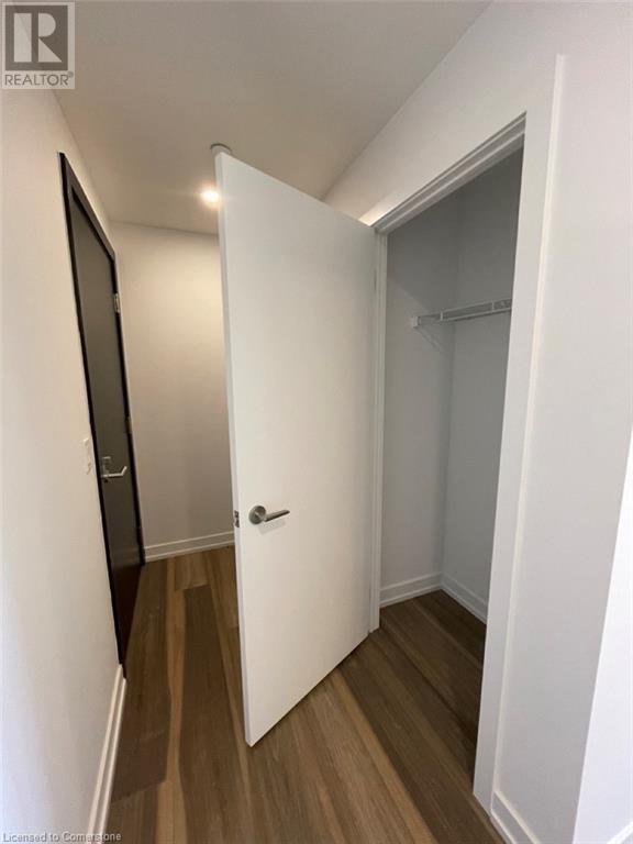 15 Wellington Street W Unit# 2006, Kitchener, Ontario N2G 0E4 - Photo 3 - XH4206252