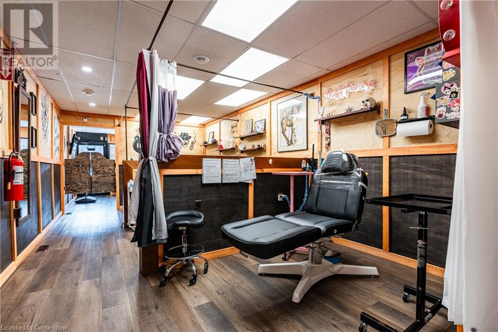 387 St. Paul Street, St. Catharines, Ontario  L2R 3N1 - Photo 9 - XH4206441