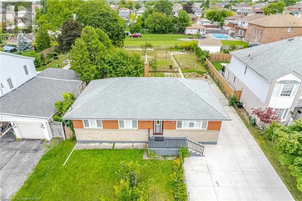 30 Norwich Road, Stoney Creek, Ontario L8E 1Z8 - Photo 2 - XH4206505