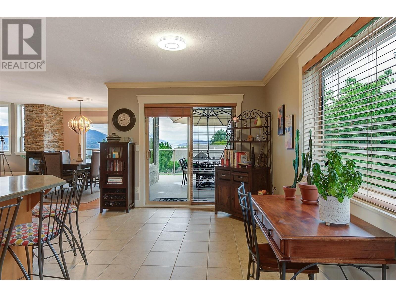 313 Tanager Drive Kelowna