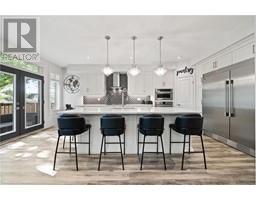 137 DENNIS Drive, smithville, Ontario