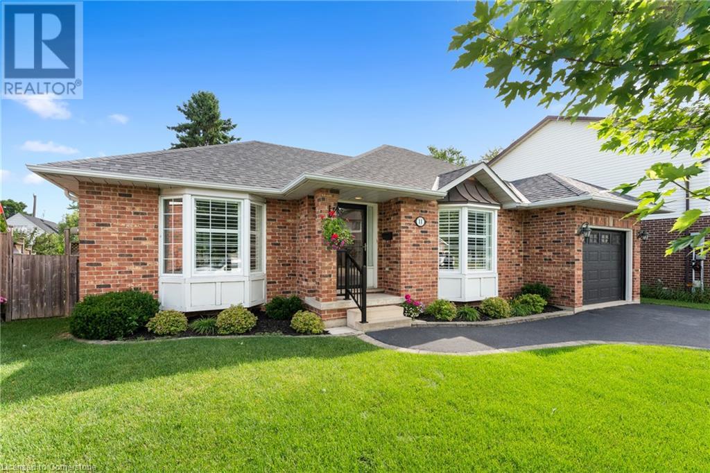 11 BARTONVILLE Court, hamilton, Ontario