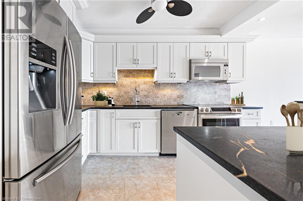 28 Robinson Street N Unit# 403, Grimsby, Ontario L3M 3C9 - Photo 5 - XH4205293